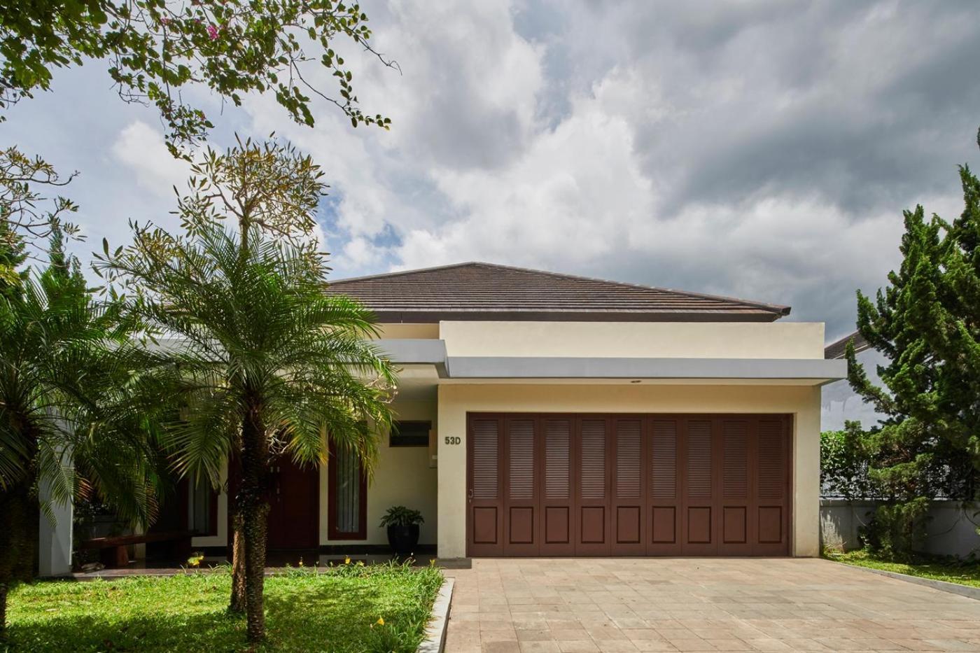 Tulip Hill View Villa 5 Bedrooms With A Private Swimming Pool Бандунг Экстерьер фото