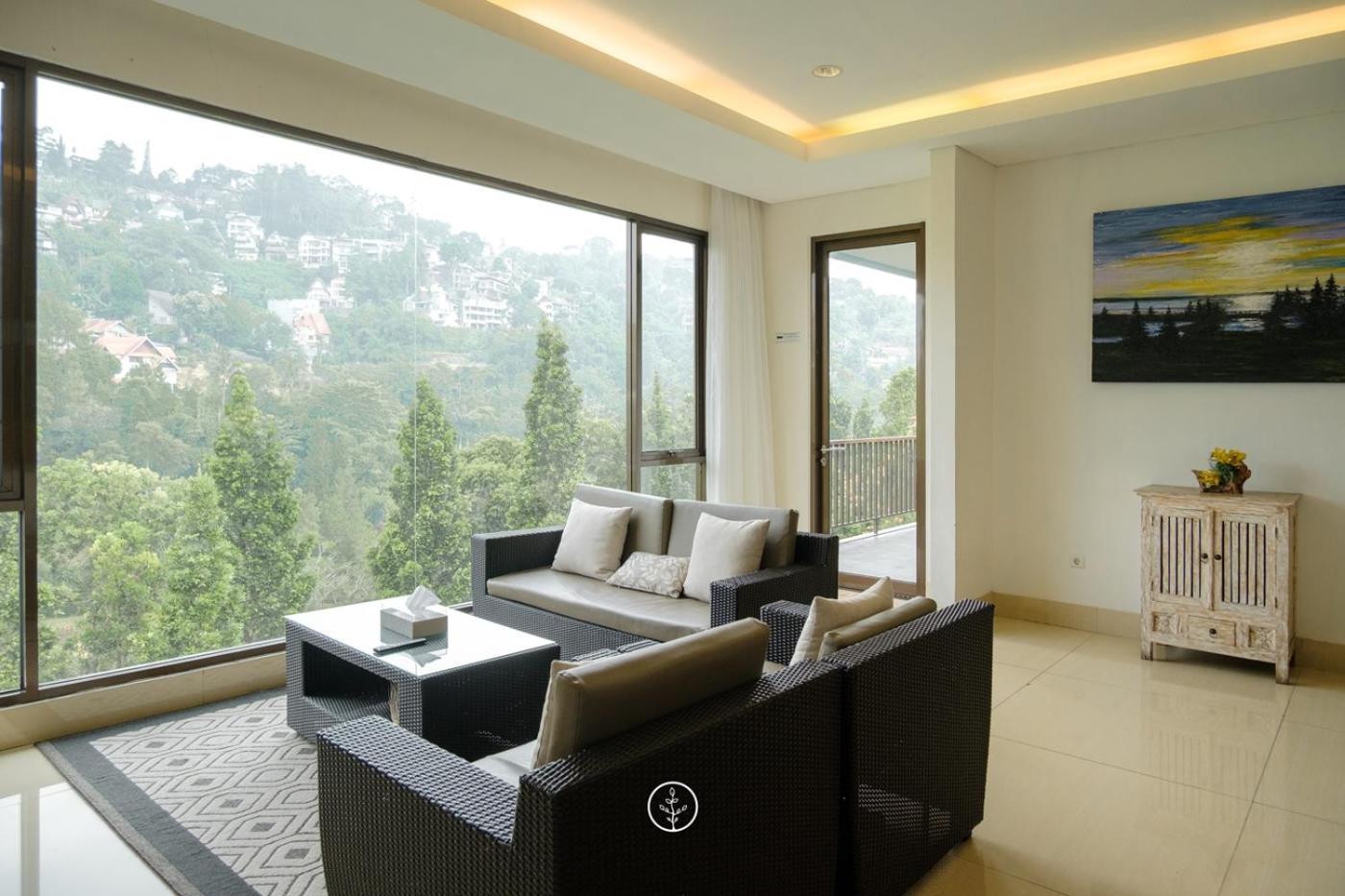 Tulip Hill View Villa 5 Bedrooms With A Private Swimming Pool Бандунг Экстерьер фото