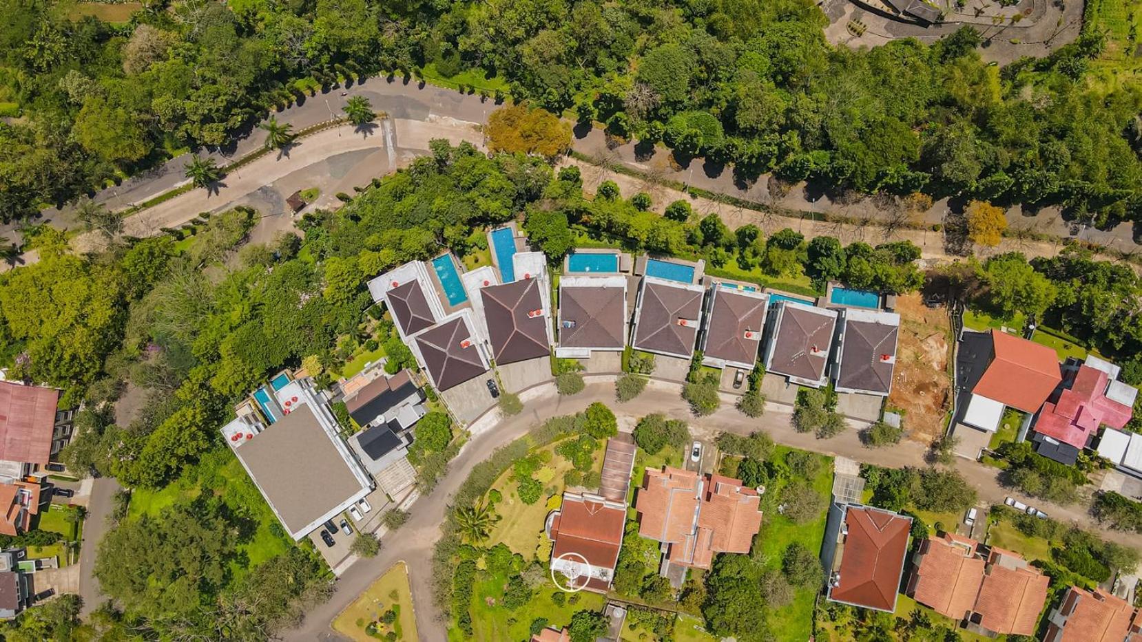 Tulip Hill View Villa 5 Bedrooms With A Private Swimming Pool Бандунг Экстерьер фото